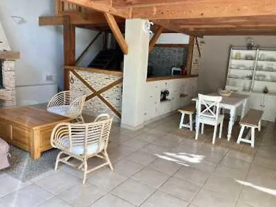En Dordogne Avec Piscine Couverte Et Sauna Chancelade