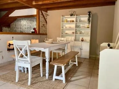 En Dordogne Avec Piscine Couverte Et Sauna * Chancelade
