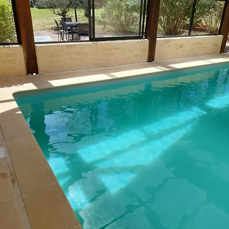 En Dordogne Avec Piscine Couverte Et Sauna Chancelade