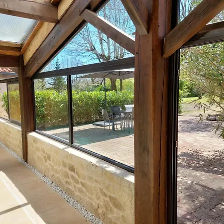 En Dordogne Avec Piscine Couverte Et Sauna * Chancelade